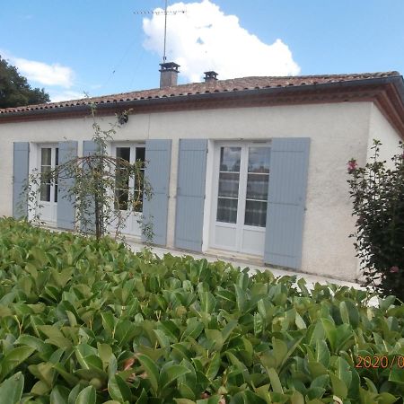 Gite Le Penten Villereal Bagian luar foto